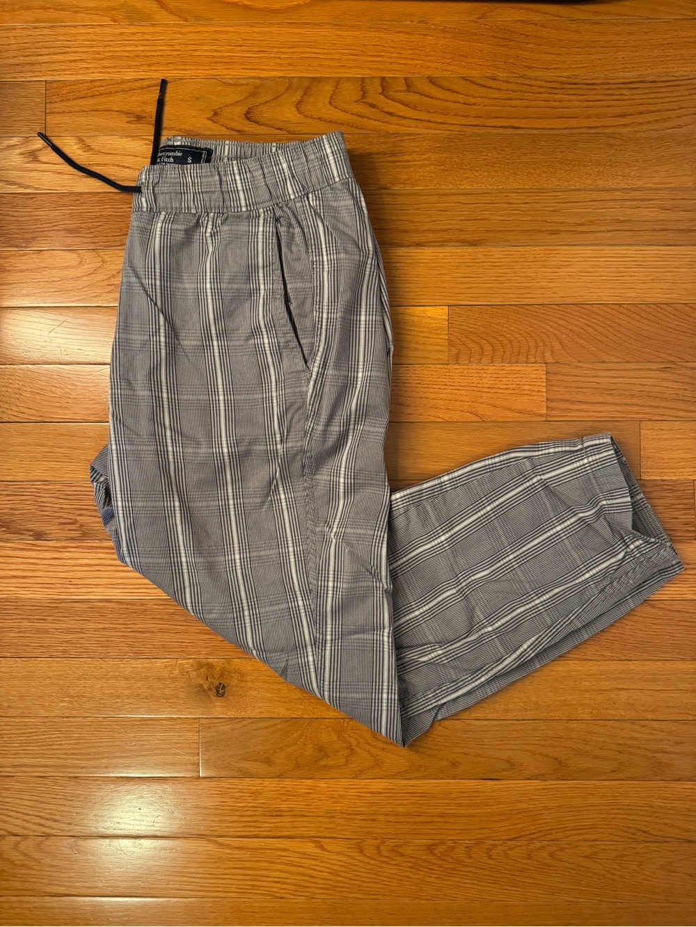 Abercrombie & Fitch Tapered Pants Size Small Gray Plaid Stretch Drawstring